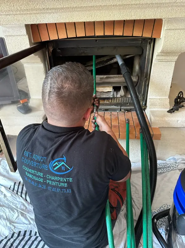 Ramonage d'un insert par Adnot Couverture dans les Yvelines